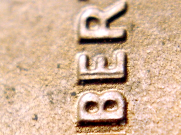 1999-P-Lincoln-Memorial-Cent-Split-E-In-Liberty